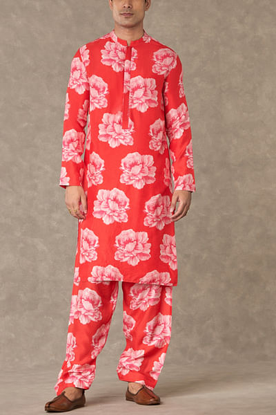 Red floral print kurta