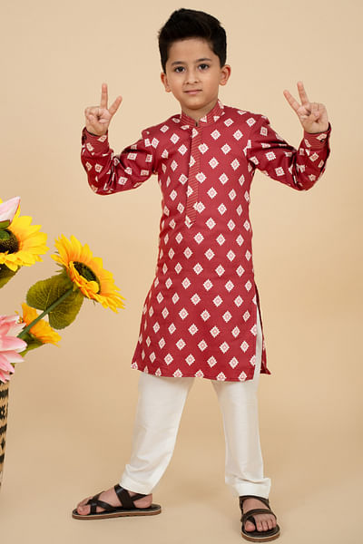 Red geometric print kurta set