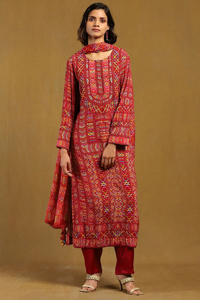 Red geometric printed kurta set