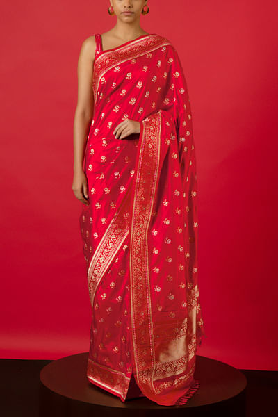 Red handwoven banarasi kadhwa silk sari set