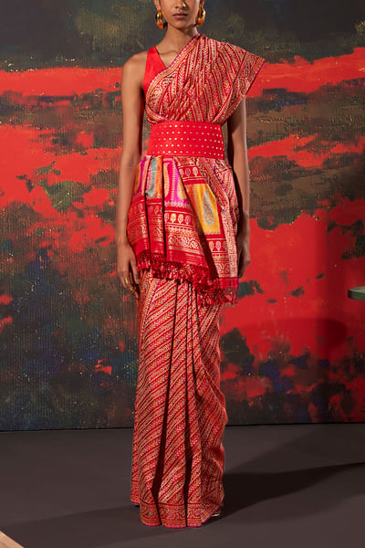 Red handwoven zari silk saree set