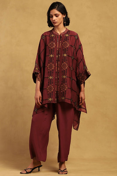 Red kinnauri embroidered cape set