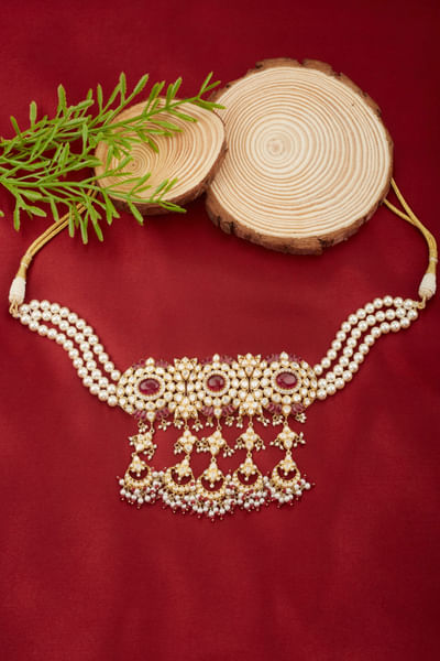 Red polki bridal choker