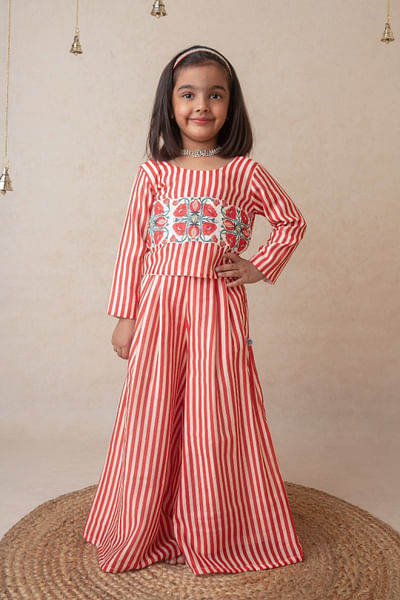 Red pomegranate printed striped co-ords