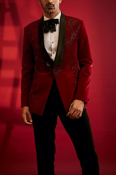 Red sequin and pearl detailed tuxedo set