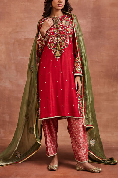 Red sequin and thread embroidery kurta set