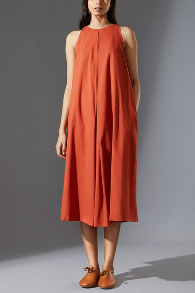 Rust incut-sleeved inverted pleated handwoven dress
