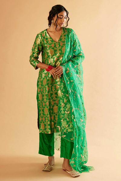 Sabz emerald green kurta sets