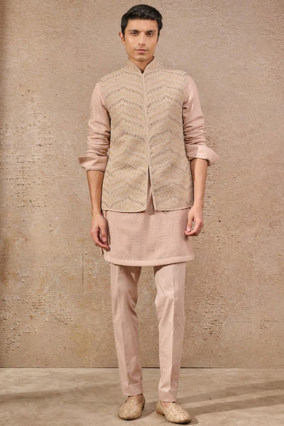 Salmon chevron embroidered bandi and kurta set