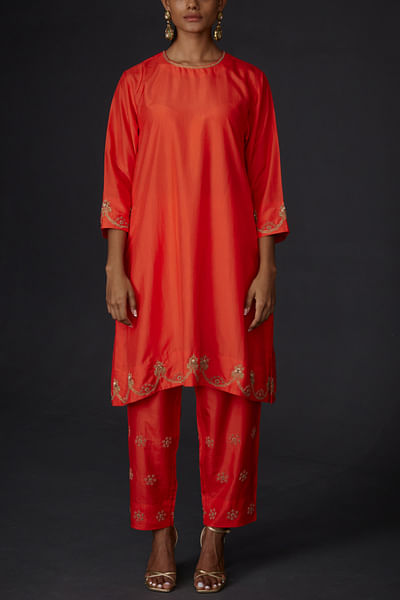 Scarlet red scalloped embroidery kurta and pants
