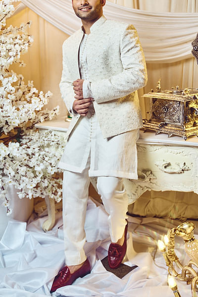 Seashell white sequin and thread embroidery open jacket set