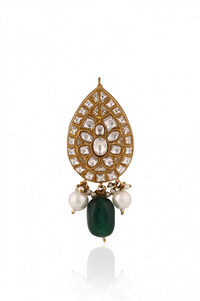 White and green jadtar stone brooch