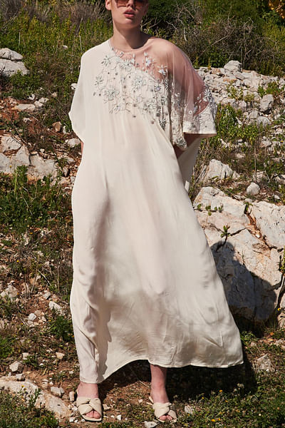 White embroidered kaftan