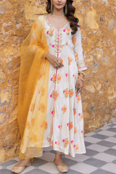 White floral woven flared kurta set