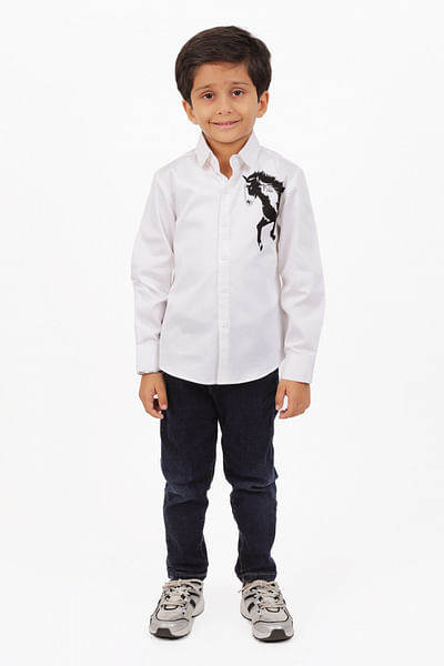 White horse embroidery shirt