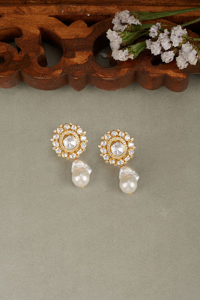White moissanite polki and pearl earrings