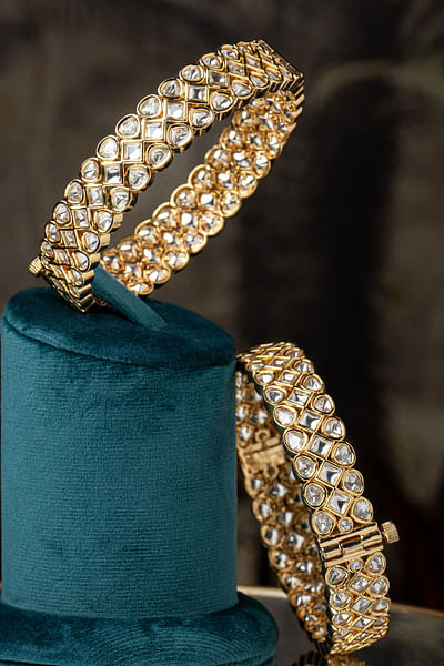 White moissanite polki bangles
