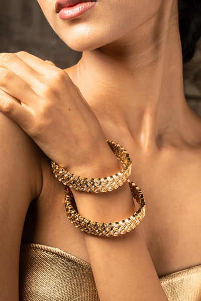 White moissanite polki bangles