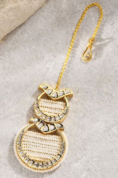 White pearl and kundan polki maang tikka