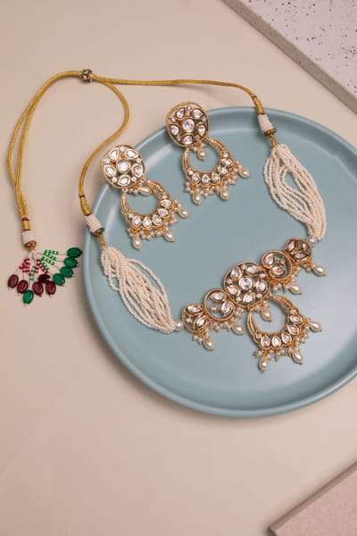 White pearl and polki choker set