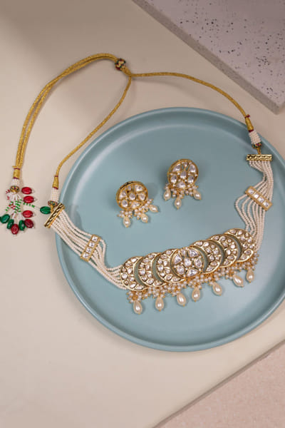 White polki and pearl choker set