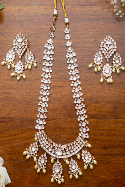 White polki stone long necklace set