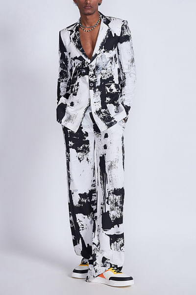 White printed wide-leg trousers