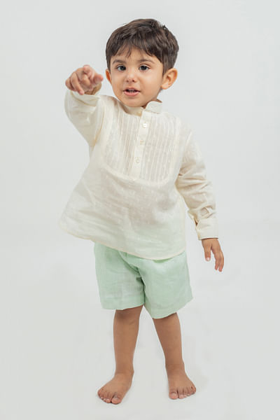 White solid linen co-ords