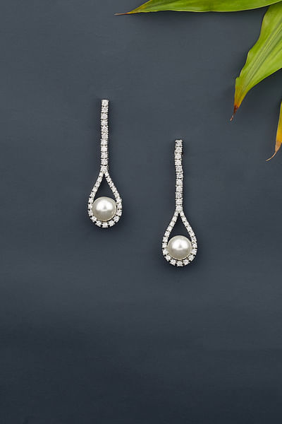 White zircon and pearl earrings