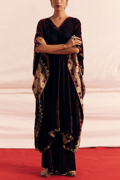 Wine sequin embroidery kaftan set