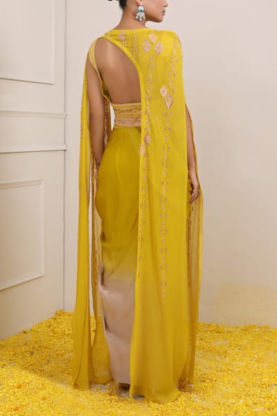 Miku Kumar Yellow geometric embroidery cape and skirt set MKUJAN24D103