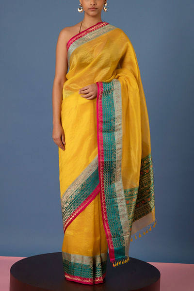 Yellow handwoven banarasi kadhwa organza sari set