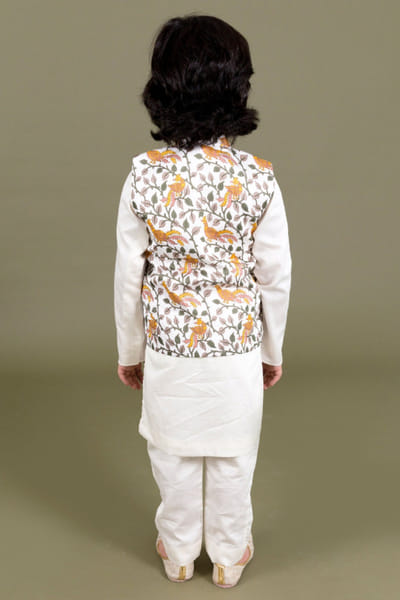 Chotibuti Off white printed jacket kurta set CHOTJUL26D148722