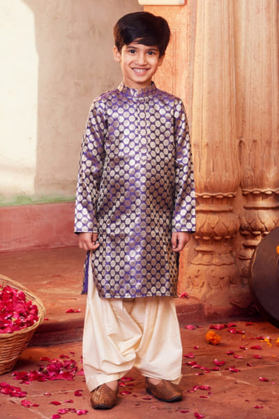 Chotibuti Purple brocade banarasi silk kurta set CHOTJUN26D147354