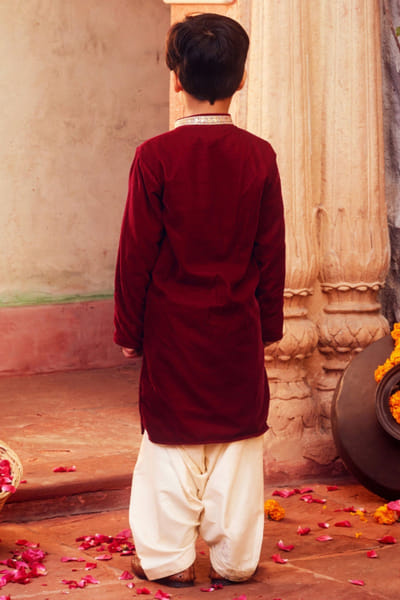 Chotibuti Maroon-ivory velvet kurta set CHOTJUN26D147355