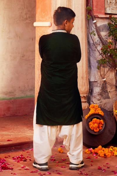 Chotibuti Green-ivory velvet kurta set CHOTJUN26D147356