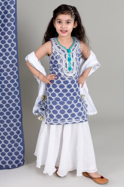 Chotibuti Indigo lace embroidered kurta skirt set CHOTJUL26D148719