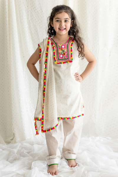 Chotibuti Ivory mirror embroidered kurta set CHOTJUN26D147469