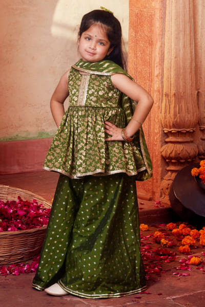 Chotibuti Green gold brocade banarasi peplum kurta set CHOTJUN26D147339