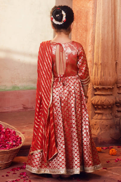 Chotibuti Red gold brocade banarasi lehenga set CHOTJUN26D147340