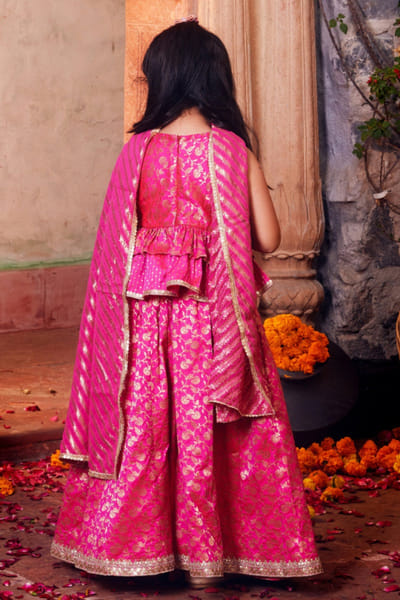 Chotibuti Pink gold brocade banarasi lehenga set CHOTJUN26D147346