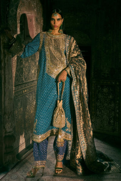 Blue zardozi embroidered kurta set