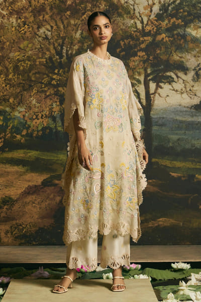Chandrima Ivory thread embroidered kaftan CHANAUG26D151307