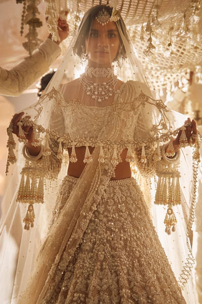 Ivory pearl chaadar