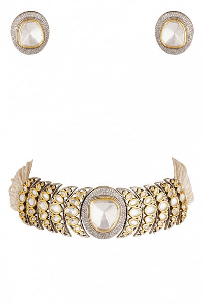 Kundan and pearl embellished choker set