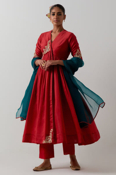 Red hand embroidered chanderi anarkali set