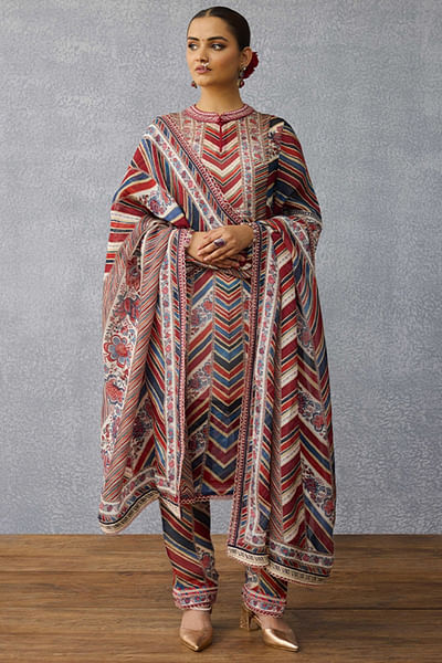 Multicolour chevron print kurta set