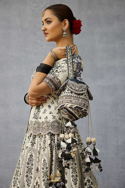 Black and white floral printed potli bag