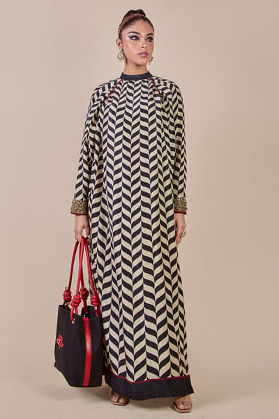 Black and ivory chevron printed kaftan