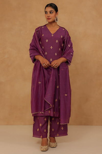 Lilac hand embroidered mul chanderi kurta set